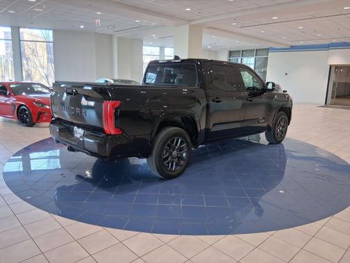 2024 Toyota Tundra Platinum