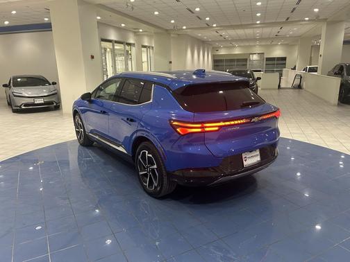 2024 Chevrolet Equinox EV 2LT