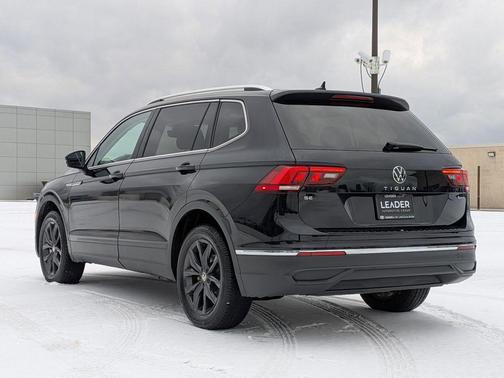 2024 Volkswagen Tiguan 2.0T SE 4MOTION