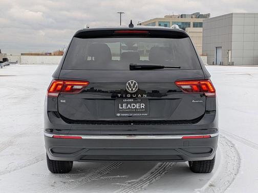 2024 Volkswagen Tiguan 2.0T SE 4MOTION