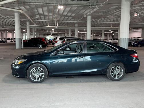 Cosmic Gray Mica 2017 Toyota Camry SE