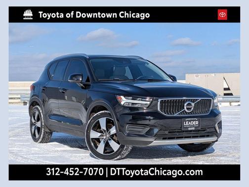 2020 Volvo XC40 T4 Momentum