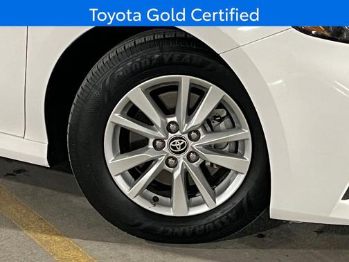 Ice Cap 2025 Toyota Camry LE