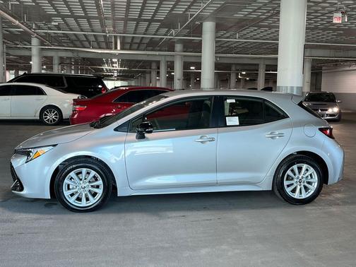 Classic Silver Metallic 2026 Toyota Corolla SE