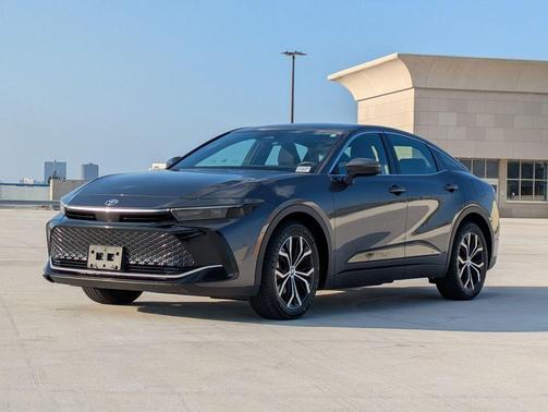 2024 Toyota Crown XLE