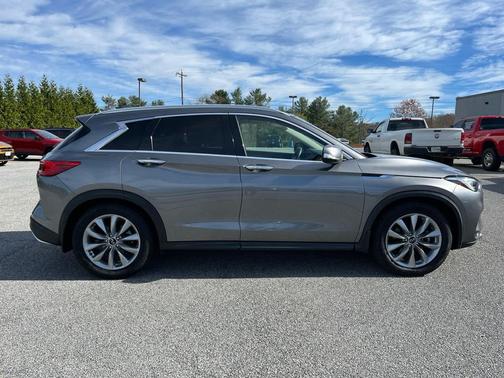 2021 INFINITI QX50 LUXE AWD