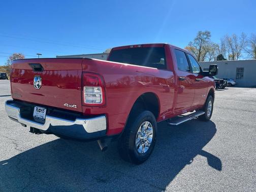 2024 RAM 2500 Big Horn Crew Cab 4x4 6'4' Box