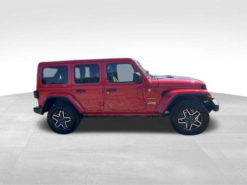 2024 Jeep Wrangler 4-Door Sahara 4x4
