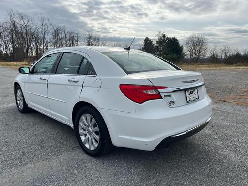 2013 Chrysler 200 Limited