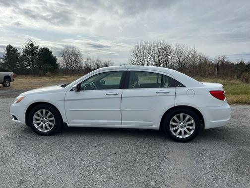 2013 Chrysler 200 Limited