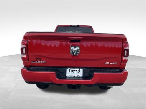 2024 RAM 3500 Big Horn Crew Cab 4x4 8' Box