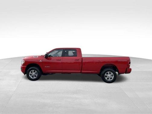 2024 RAM 3500 Big Horn Crew Cab 4x4 8' Box