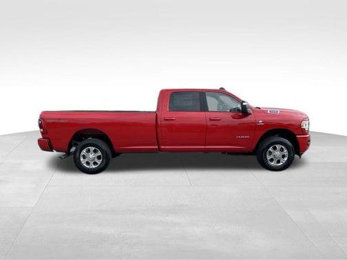 2024 RAM 3500 Big Horn Crew Cab 4x4 8' Box