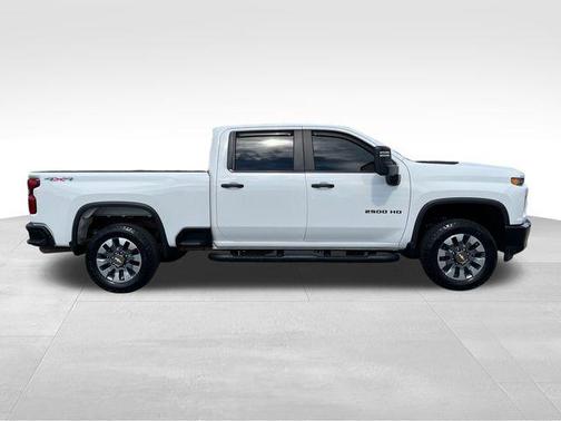 2023 Chevrolet Silverado 2500 Custom
