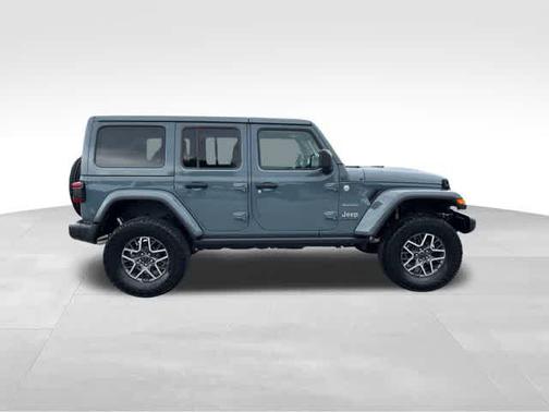 2024 Jeep Wrangler 4-Door Sahara 4x4