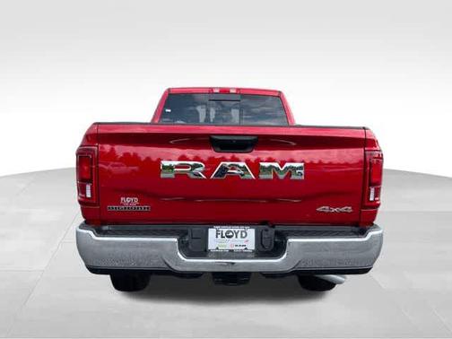 2025 RAM 2500 Big Horn Crew Cab 4x4 6'4' Box