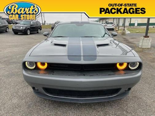 2017 Dodge Challenger SXT