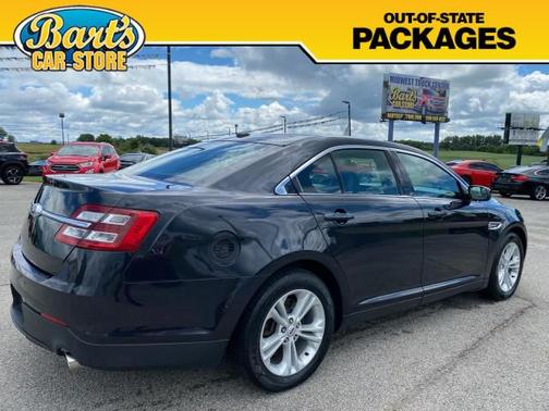 2017 Ford Taurus SEL