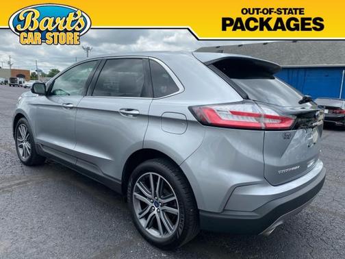 2022 Ford Edge Titanium