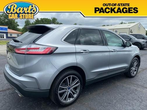 2022 Ford Edge Titanium