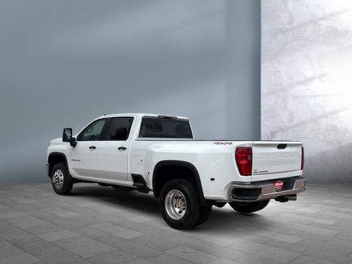 2026 Chevrolet Silverado 3500 WT