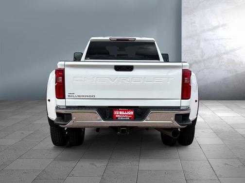 2026 Chevrolet Silverado 3500 WT