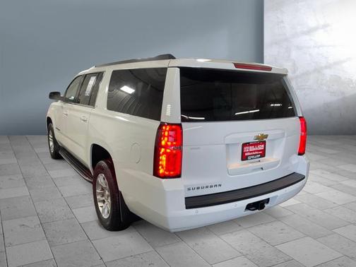 2020 Chevrolet Suburban LT