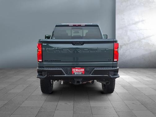 2025 Chevrolet Silverado 3500 LT