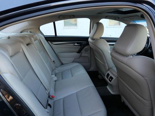2012 Acura TL Technology