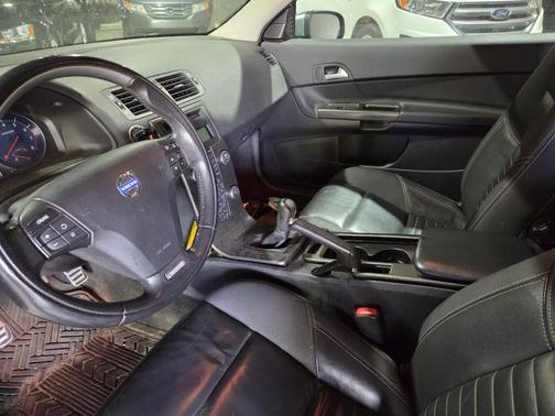 2013 Volvo C30 T5 R-Design Premier Plus