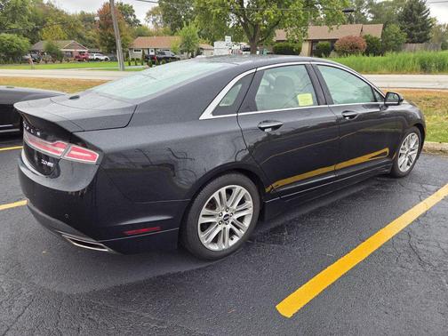 2016 Lincoln MKZ Base