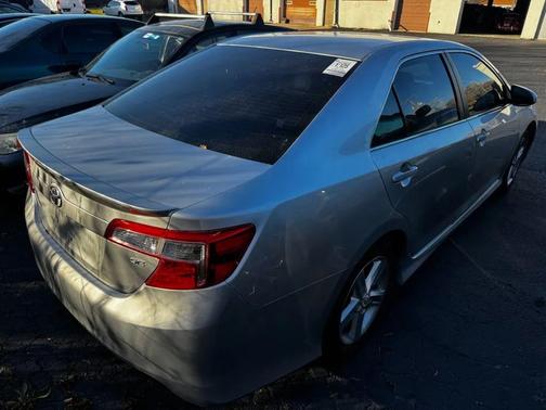 2012 Toyota Camry SE