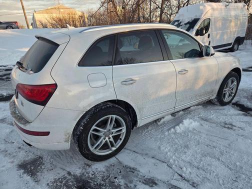 2016 Audi Q5 2.0T Premium Plus