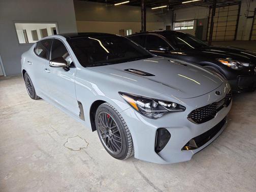 2019 Kia Stinger GT1
