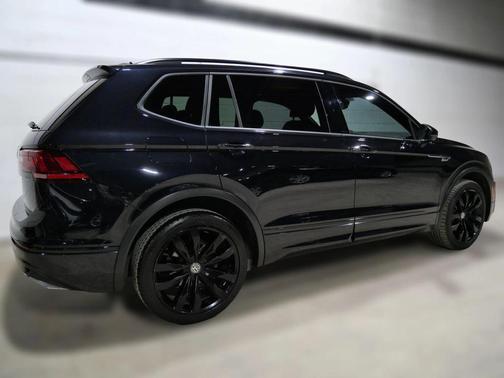 2021 Volkswagen Tiguan 2.0T SE R-Line Black
