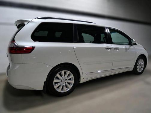 2015 Toyota Sienna Limited Premium
