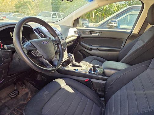 2017 Ford Edge SE