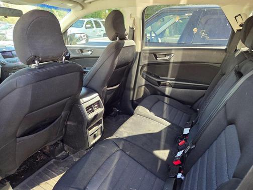 2017 Ford Edge SE