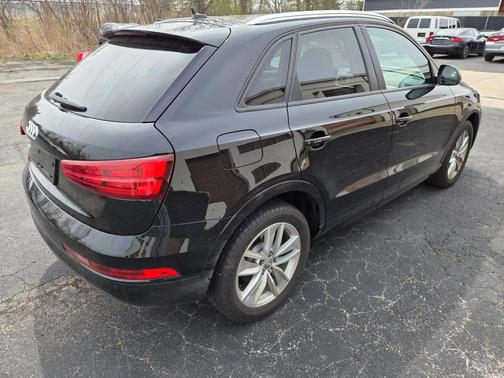 Black 2017 Audi Q3 2.0T Premium