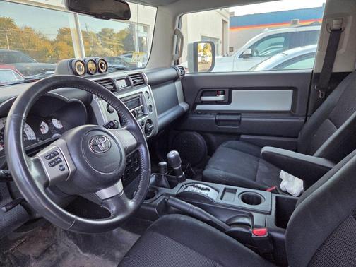 2010 Toyota FJ Cruiser Base