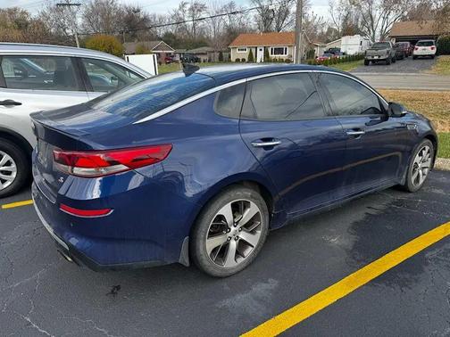 2019 Kia Optima S