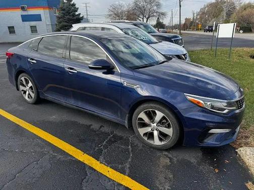 2019 Kia Optima S