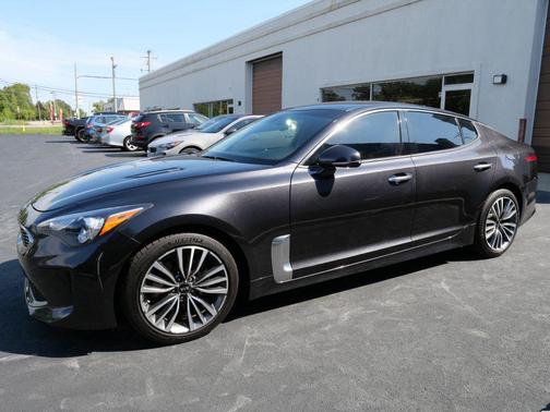 2019 Kia Stinger Sedan 4D