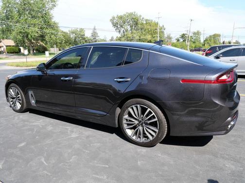 2019 Kia Stinger Sedan 4D
