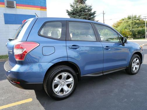 2015 Subaru Forester 2.5i