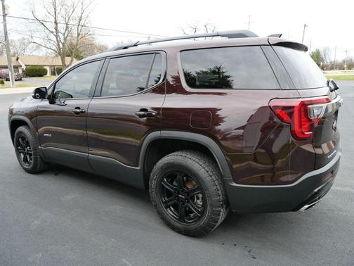 2021 GMC Acadia AWD AT4