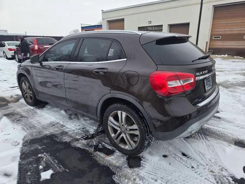 2015 Mercedes-Benz GLA-Class 4MATIC
