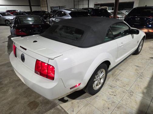 2009 Ford Mustang Premium