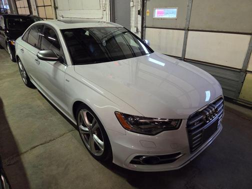 2013 Audi S6 4.0T Prestige