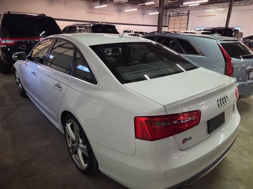 2013 Audi S6 4.0T Prestige
